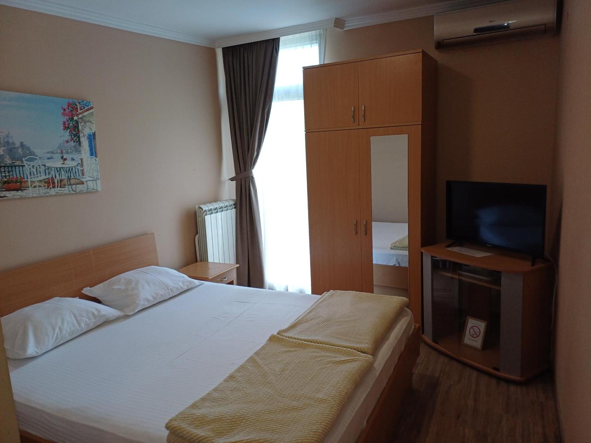 Hotel Marina OASA Grocka Buitenkant foto